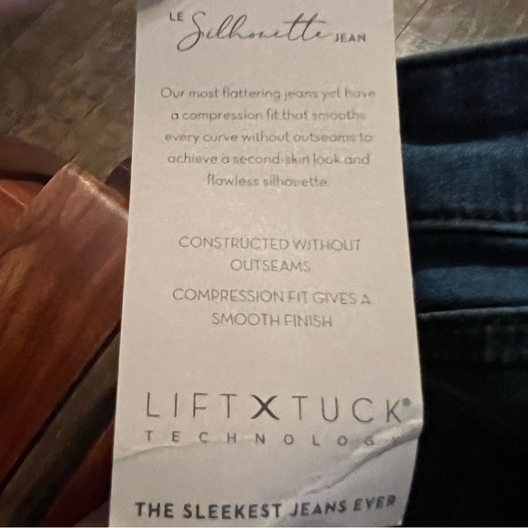 🌻NYDJ Skinny Jeans - Picture 8 of 8